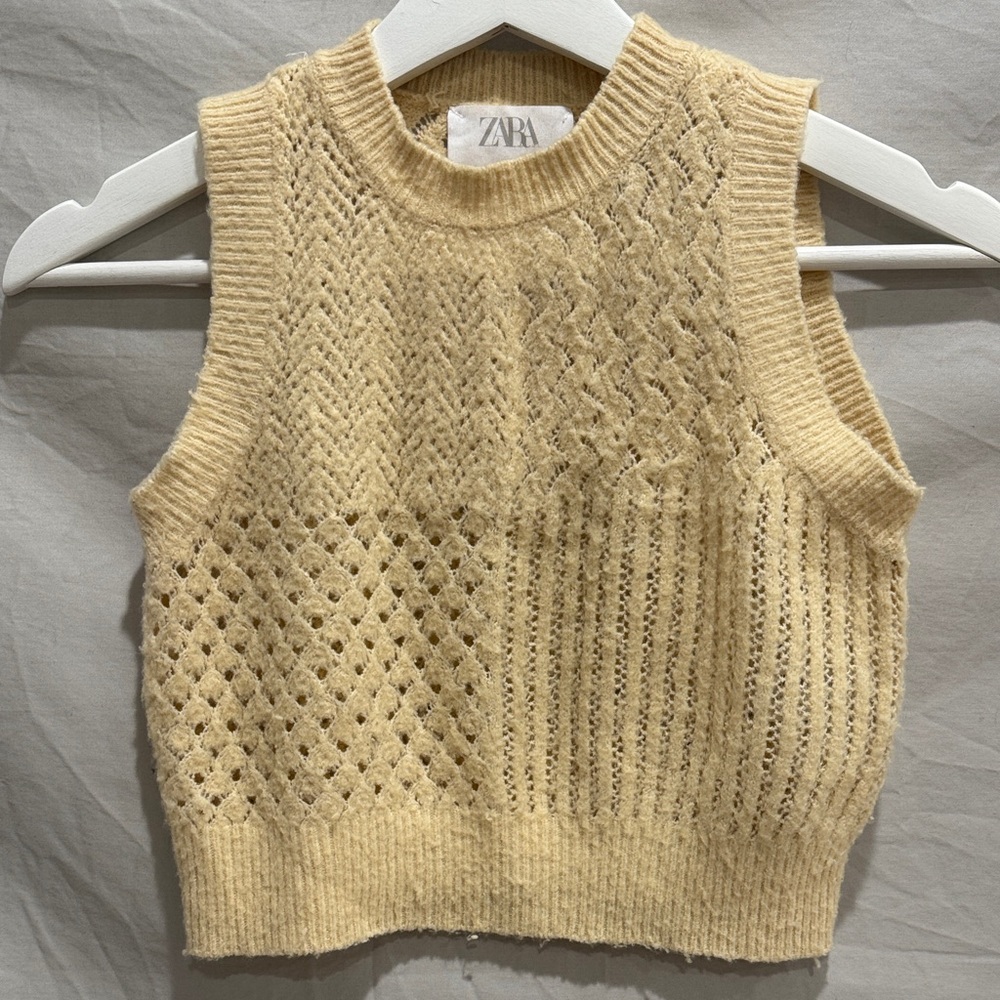 Zara Kids Beige Textured Sleeveless Knit Top